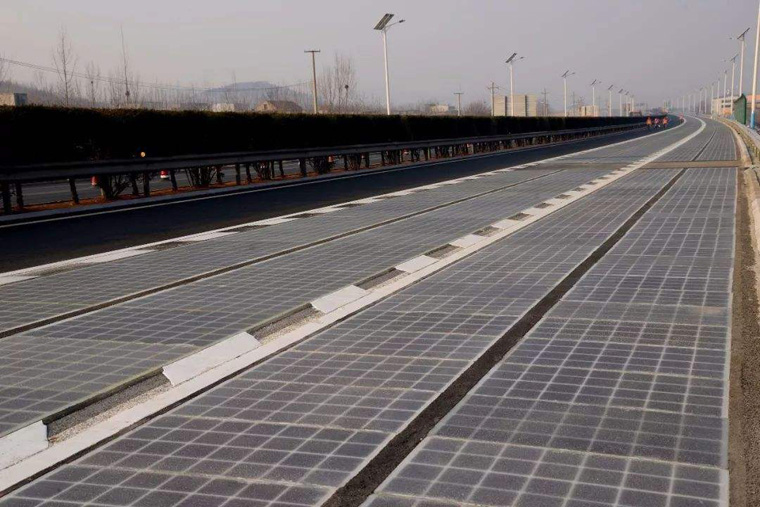 光伏高速公路原理，電動汽車在光伏高速上怎樣充電